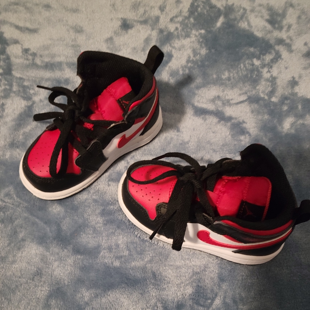 Baby sneakers size 6